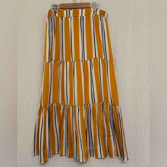 Nine West Mustard Yellow & Black Striped Tiered Maxi Skirt | Size M - Picture 1 of 3